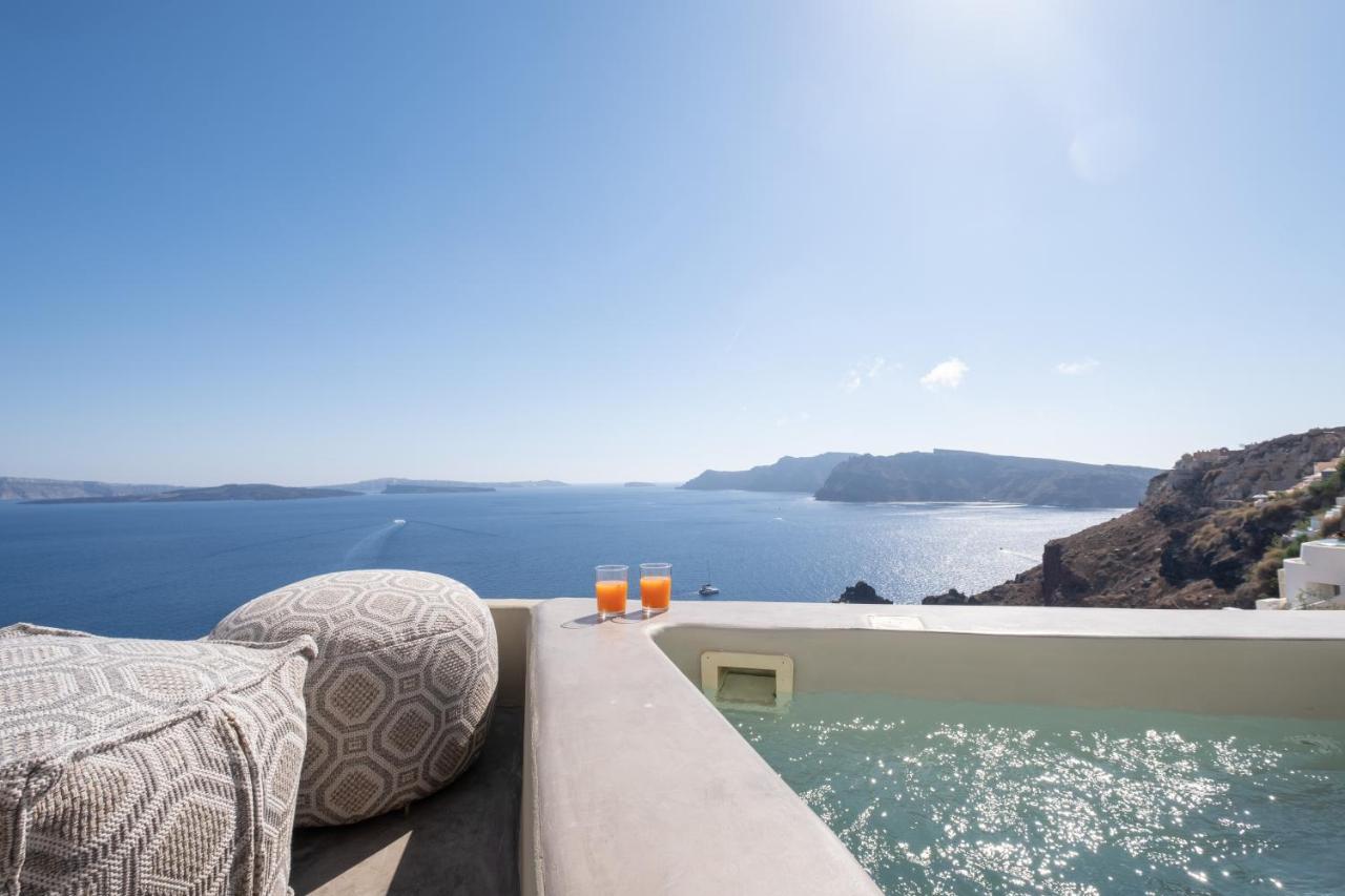 Santoroia Luxury Suites By Caldera Houses Extérieur photo