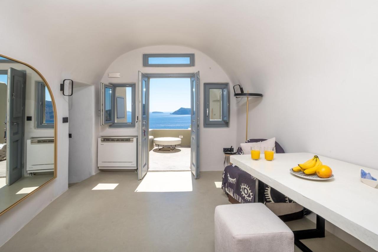 Santoroia Luxury Suites By Caldera Houses Extérieur photo