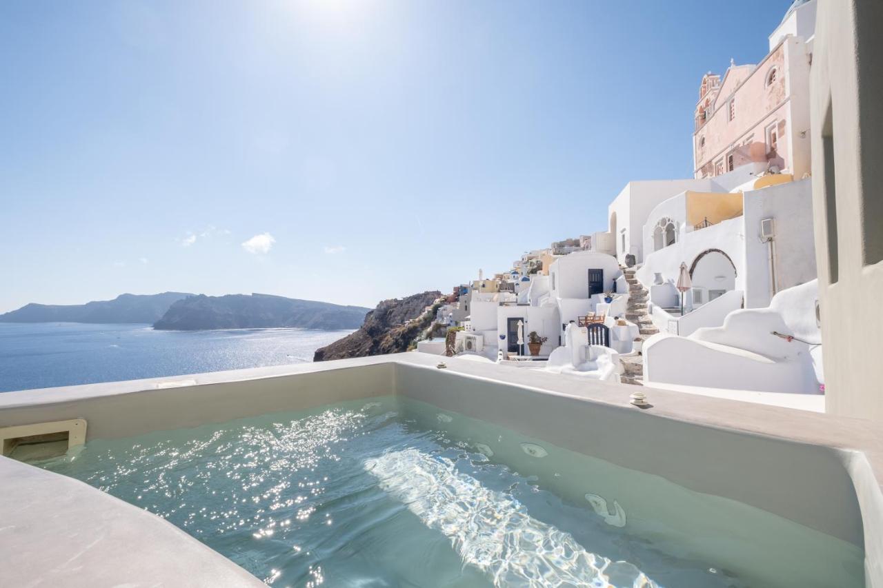 Santoroia Luxury Suites By Caldera Houses Extérieur photo
