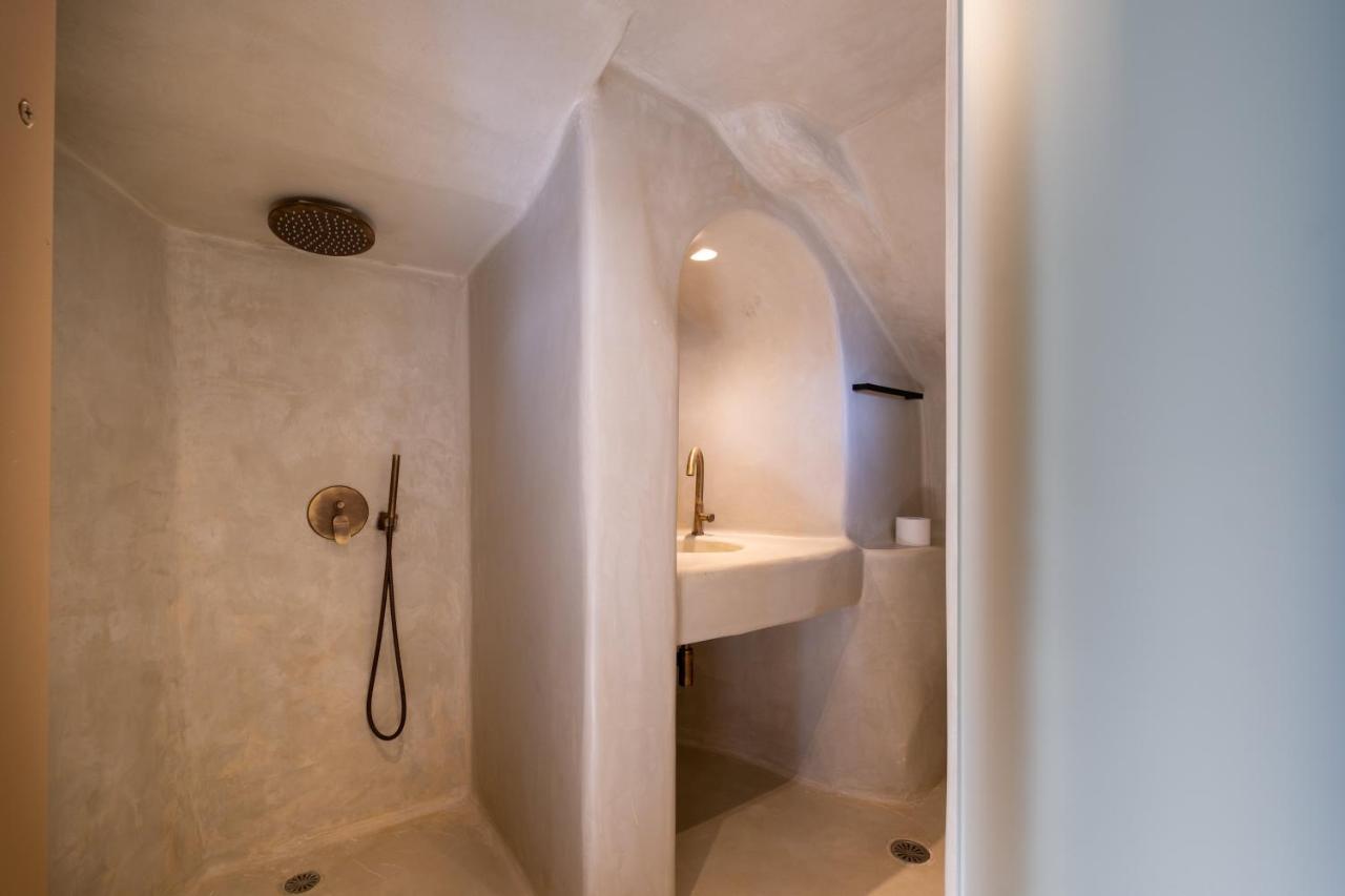 Santoroia Luxury Suites By Caldera Houses Extérieur photo