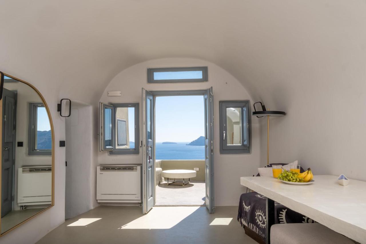 Santoroia Luxury Suites By Caldera Houses Extérieur photo