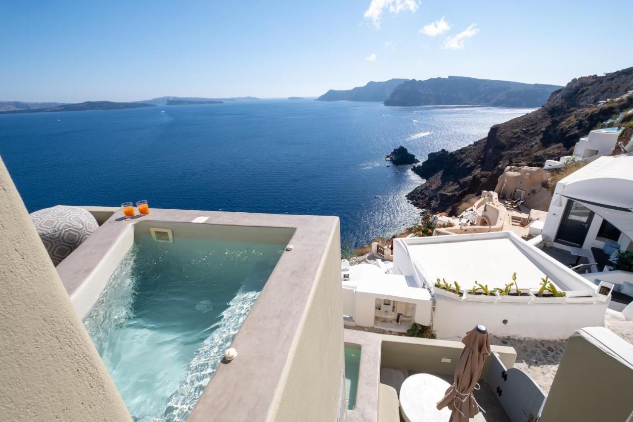 Santoroia Luxury Suites By Caldera Houses Extérieur photo