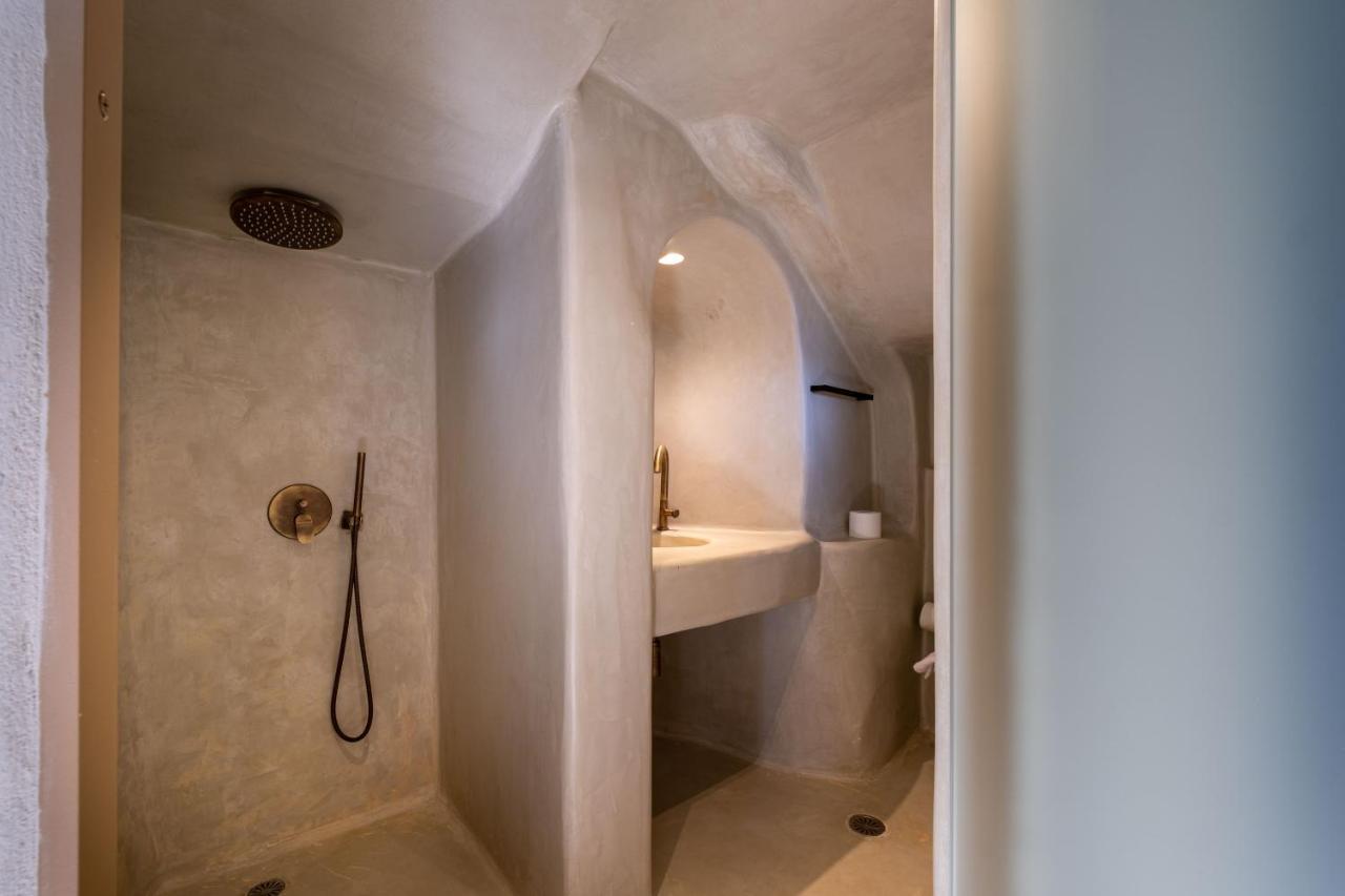 Santoroia Luxury Suites By Caldera Houses Extérieur photo