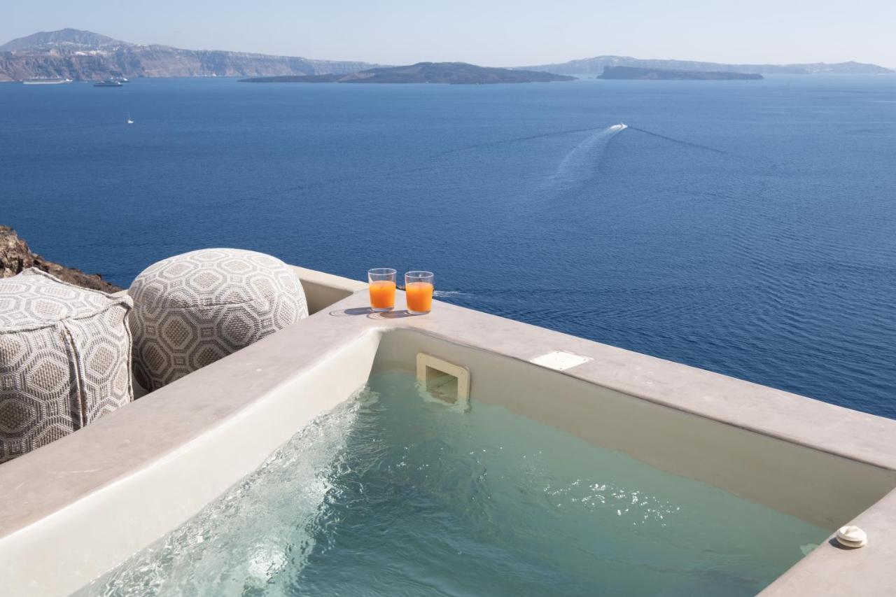 Santoroia Luxury Suites By Caldera Houses Extérieur photo