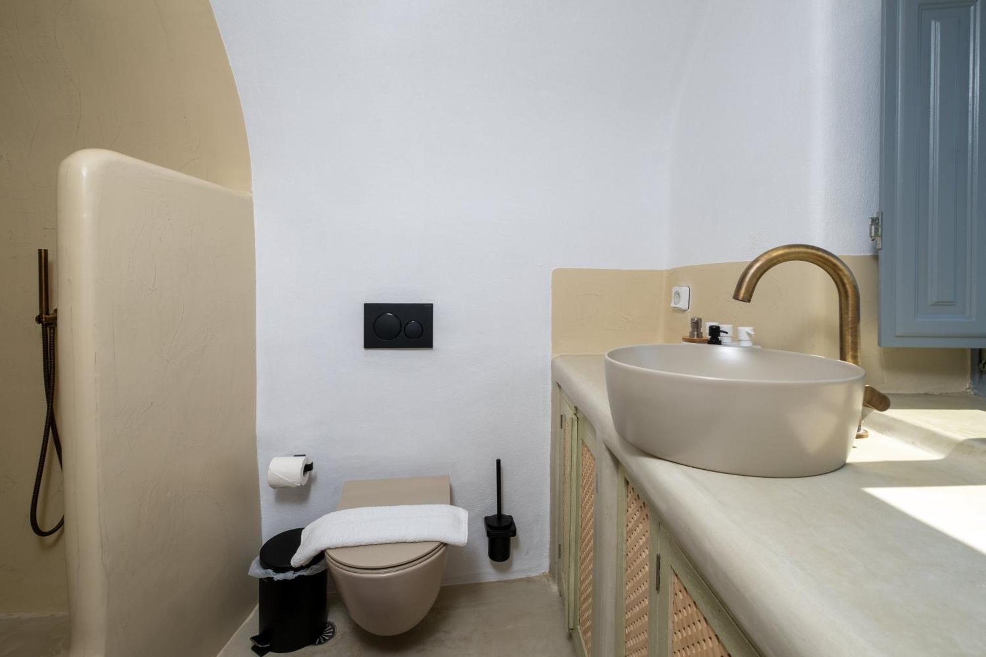 Santoroia Luxury Suites By Caldera Houses Extérieur photo
