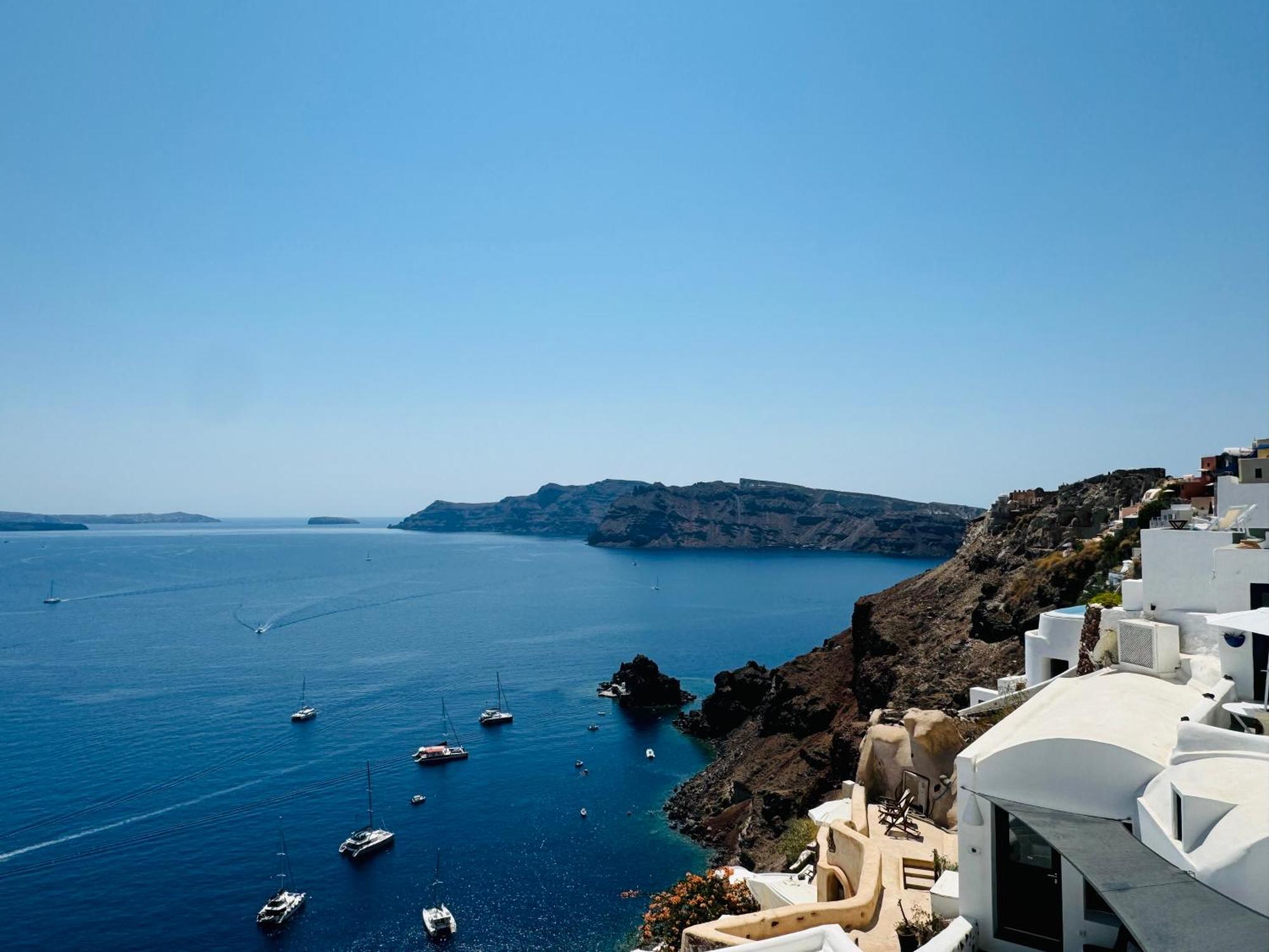 Santoroia Luxury Suites By Caldera Houses Extérieur photo